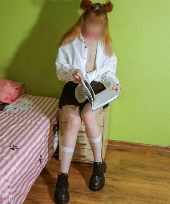 У меня есть все, чтобы сделать твои самые сокровенные фантазии яркими и незабываемыми. Я могу стать твоей верной спутницей на вечеринке или провести незабываемую ночь вдвоем с тобой. У меня широкий спектр услуг, которые я предлагаю только с опытом, страстью и характерной нежностью. 🌟
Мои возможности безграничны: релаксирующий массаж, страстный эскорт, бурный секс, фетиш и ролевые игры – всегда найдется что-то, чтобы удовлетворить твои желания. Меня можно описать как грация, олицетворение наслаждения и искусство соблазнения. 💋
У меня имеются великолепные отзывы от предыдущих клиентов, которые подчеркивают мою уникальность и таланты. В моей галерее фото ты найдешь множество моих шикарных снимков, на которых я демонстрирую свои прекрасные формы и очаровательное лицо. 💃🏼
Я готова пригласить тебя в мой уютный просторный апартамент в самом сердце Москвы и позаботиться о каждой детали, чтобы наше свидание стало магическим и незабываемым. 🌟
Так что, если ты ищешь настоящее удовольствие, вызывающую и привлекательную индивидуалку, то ты нашел его! Жду твоего звонка, чтобы подарить тебе страсть и нежность, которой ты так долго жаждал. 💫🔥 Соня
